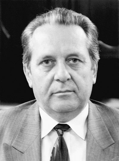 szszb_04-180_aghazi_gyula.jpg